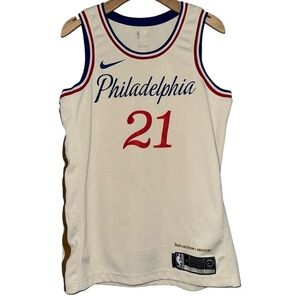 Nike Men’s Size 44 M NBA Philadelphia 76ers Joel Embiid Pass And Stow Jersey
